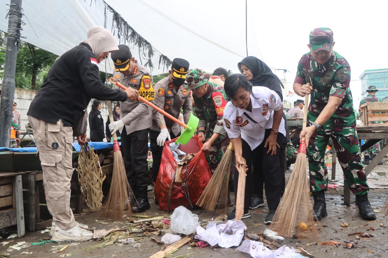 Foto : Dokumentasi Polres Metro Tangerang Kota Bersama TNI dan Pemerintah Daerah.