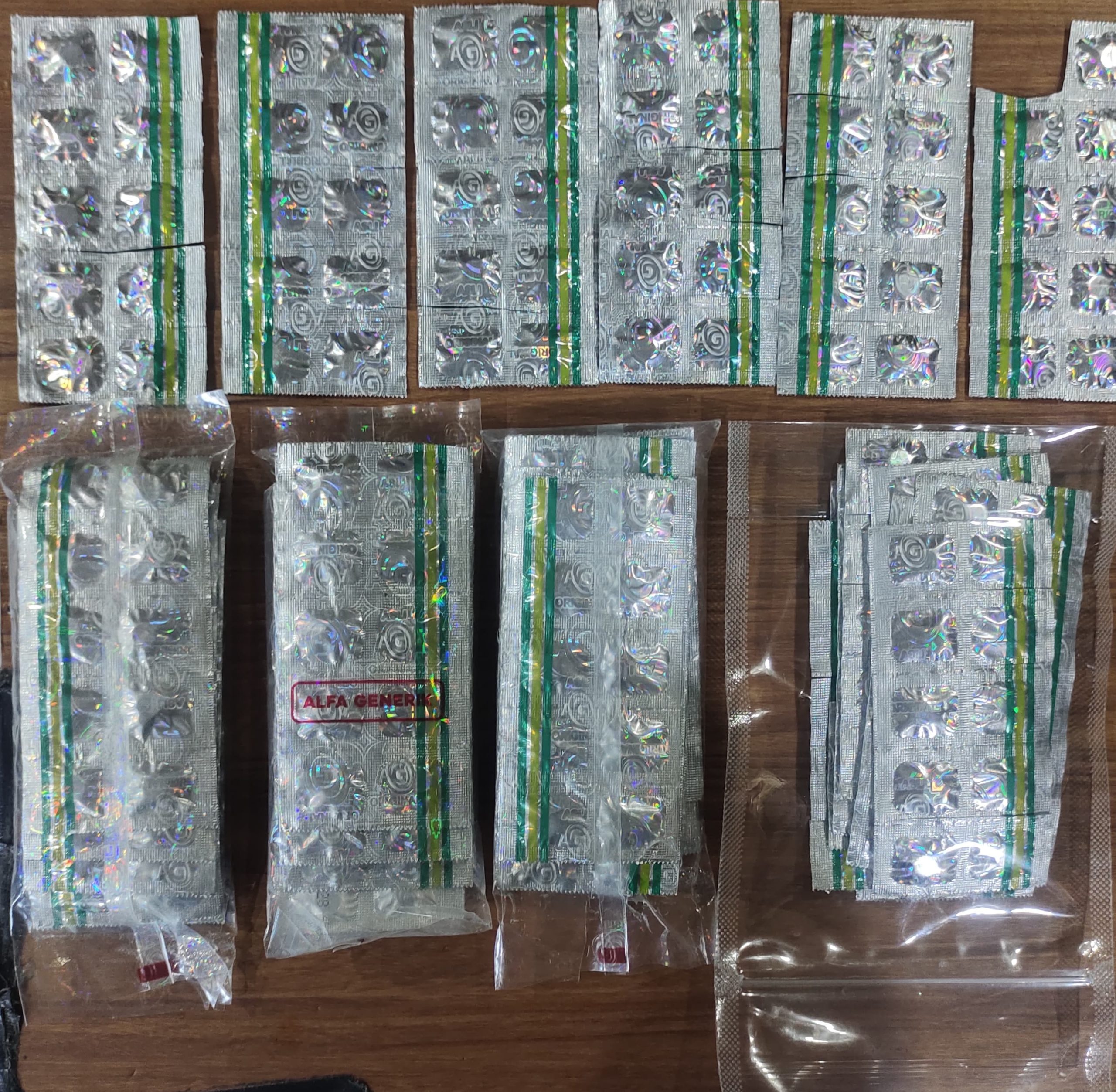 Foto : barang bukti obat ilegal