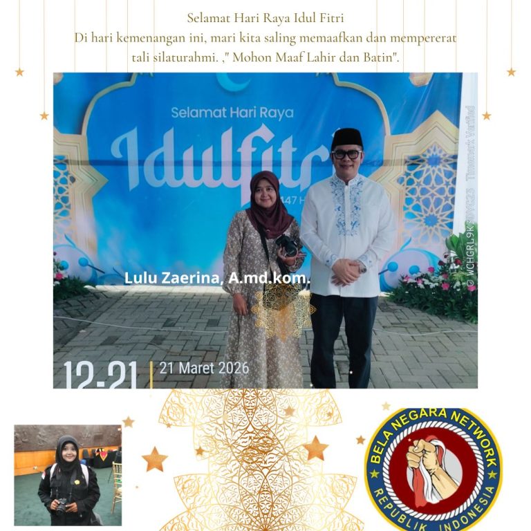 Putih Emas Illustration Eid Mubarak Instagram Post